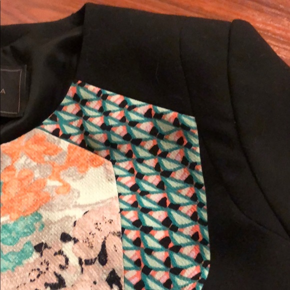 BCBG Maxazria zip blazer/jacket floral print - Picture 4 of 5